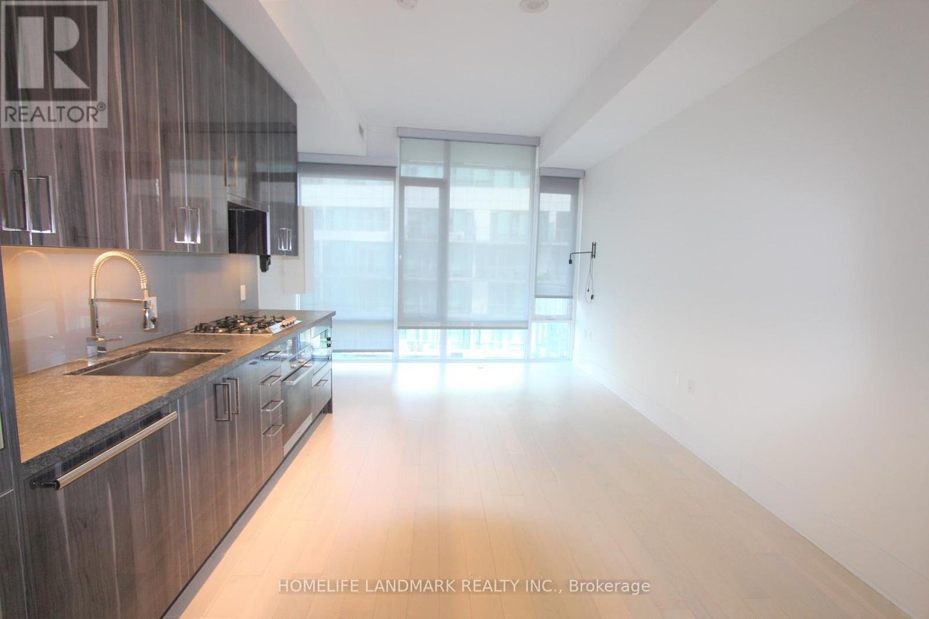 1019 - 29 QUEENS QUAY E - Photo 2