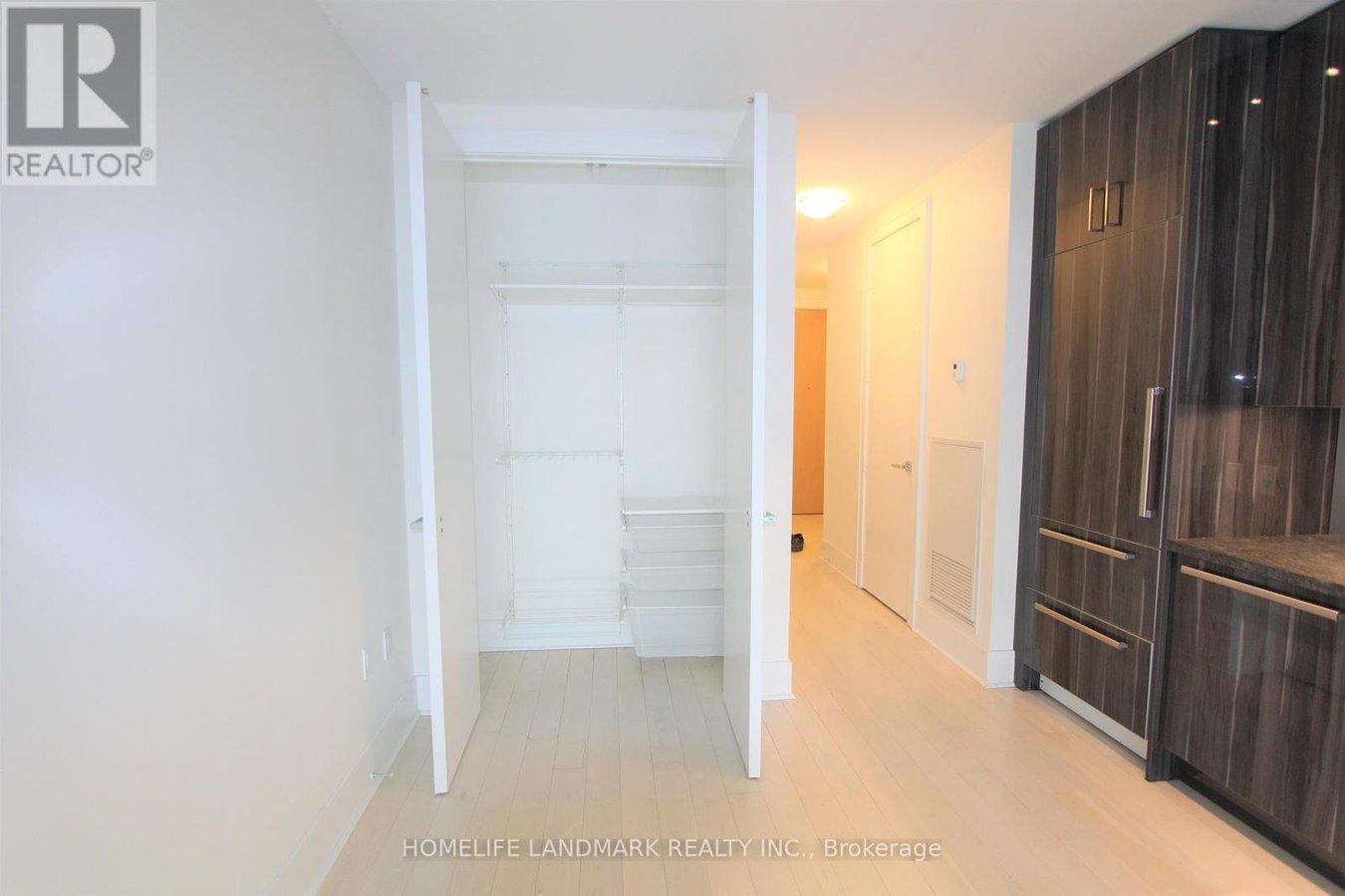 1019 - 29 QUEENS QUAY E - Photo 5