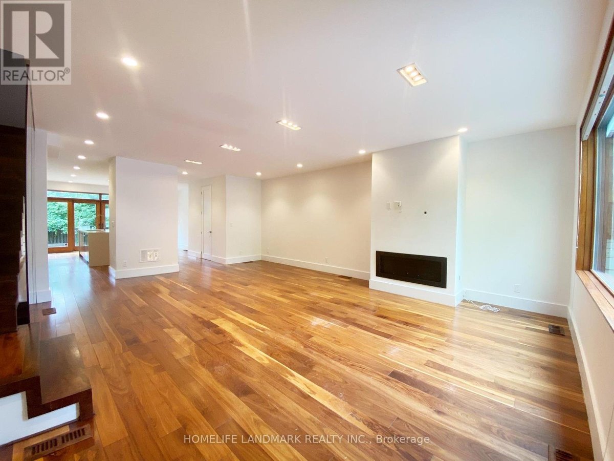 32 ELMER AVENUE - Photo 2