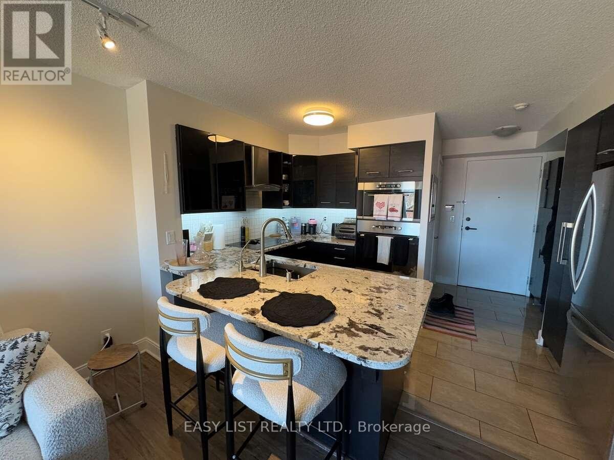 326 - 120 DALLIMORE CIRCLE - Photo 5