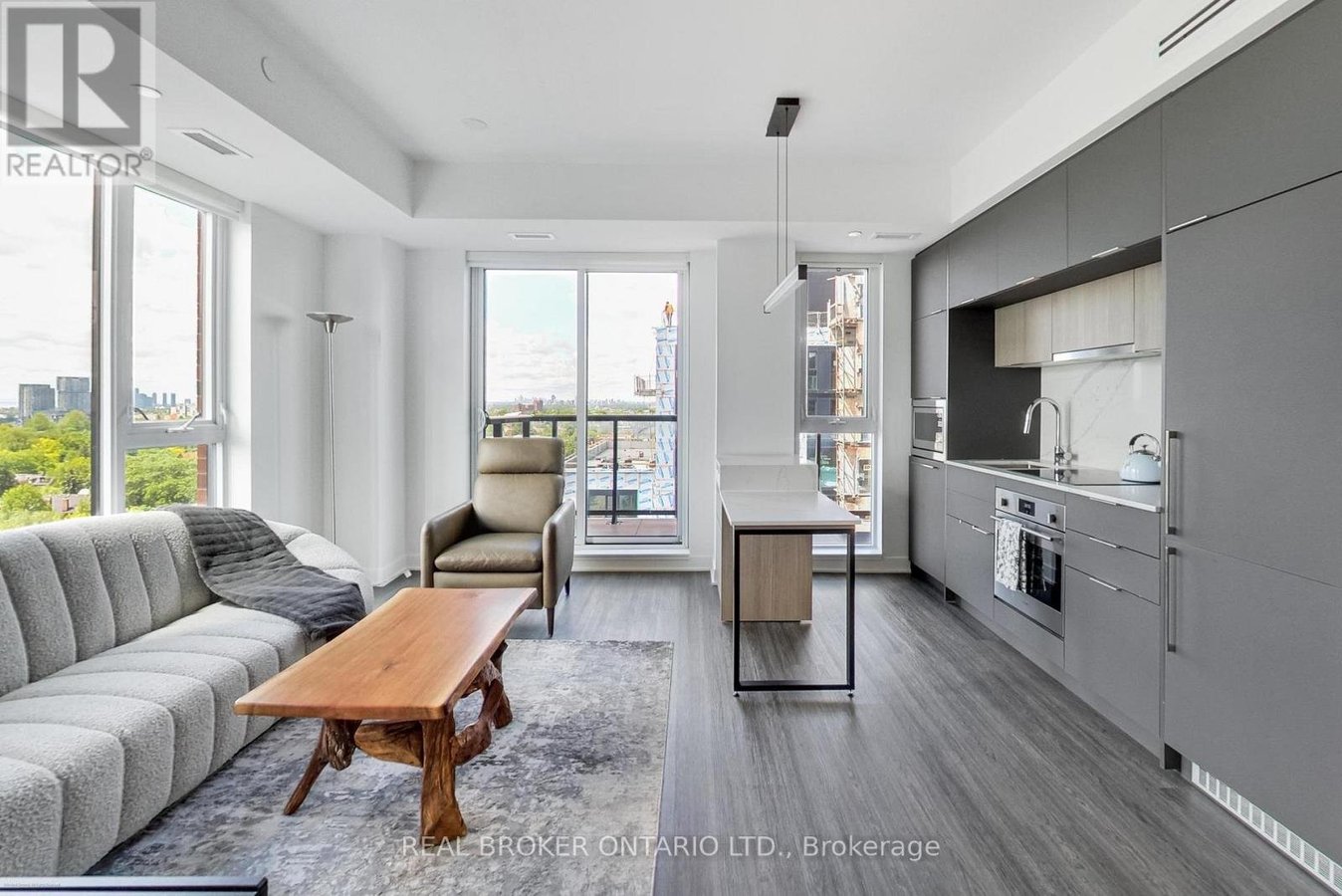 1207 - 185 ALBERTA AVENUE - Photo 2