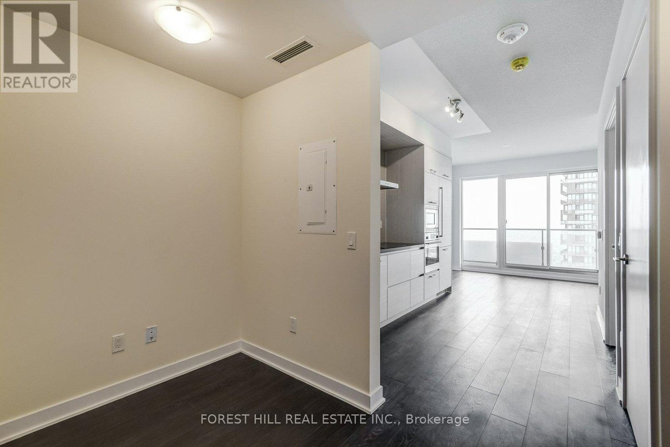 5210 - 2221 YONGE STREET - Photo 6
