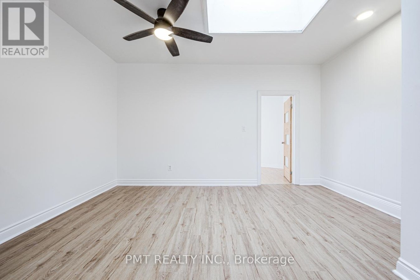 UPPER - 2045 DAVENPORT ROAD - Photo 11