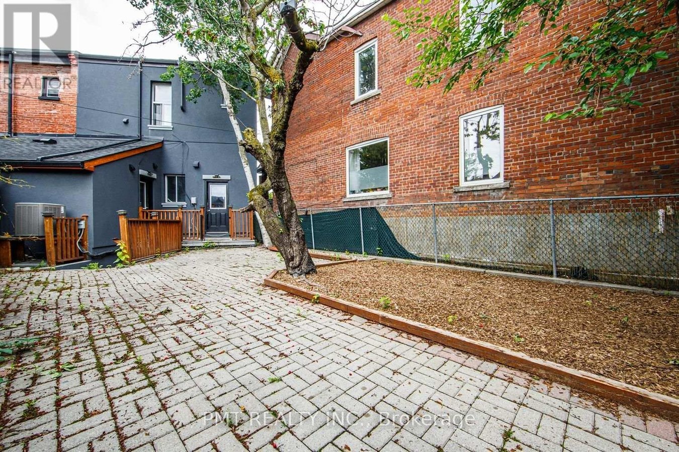 UPPER - 2045 DAVENPORT ROAD - Photo 29
