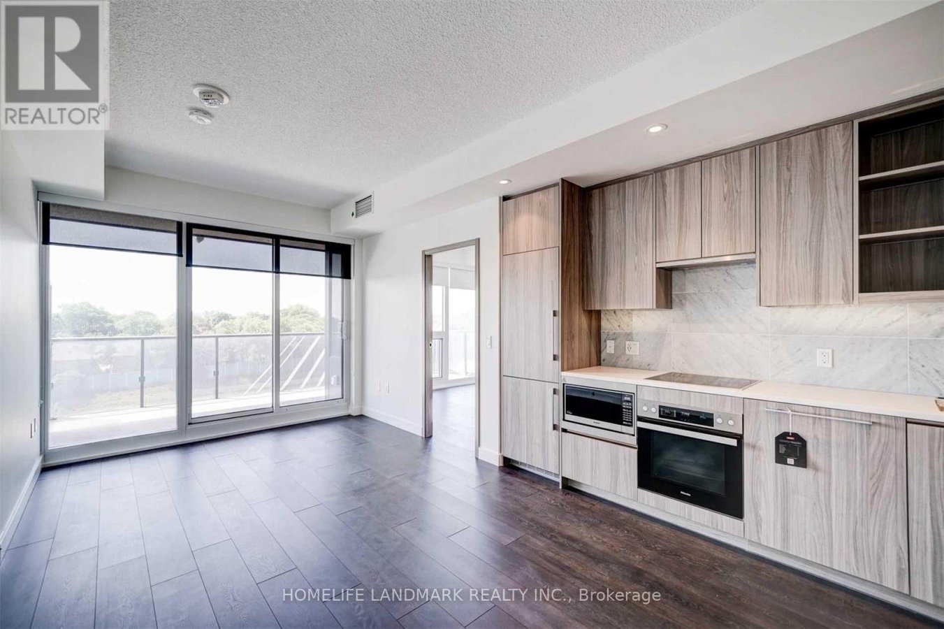 905 - 85 MCMAHON DRIVE - Photo 2