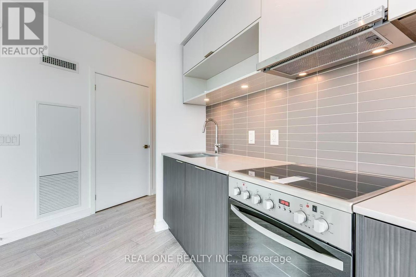 1708 ROOM #1 - 159 WELLESLEY STREET E - Photo 9