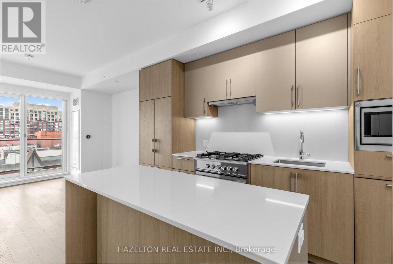 711 - 8 MANOR ROAD W - Photo 8