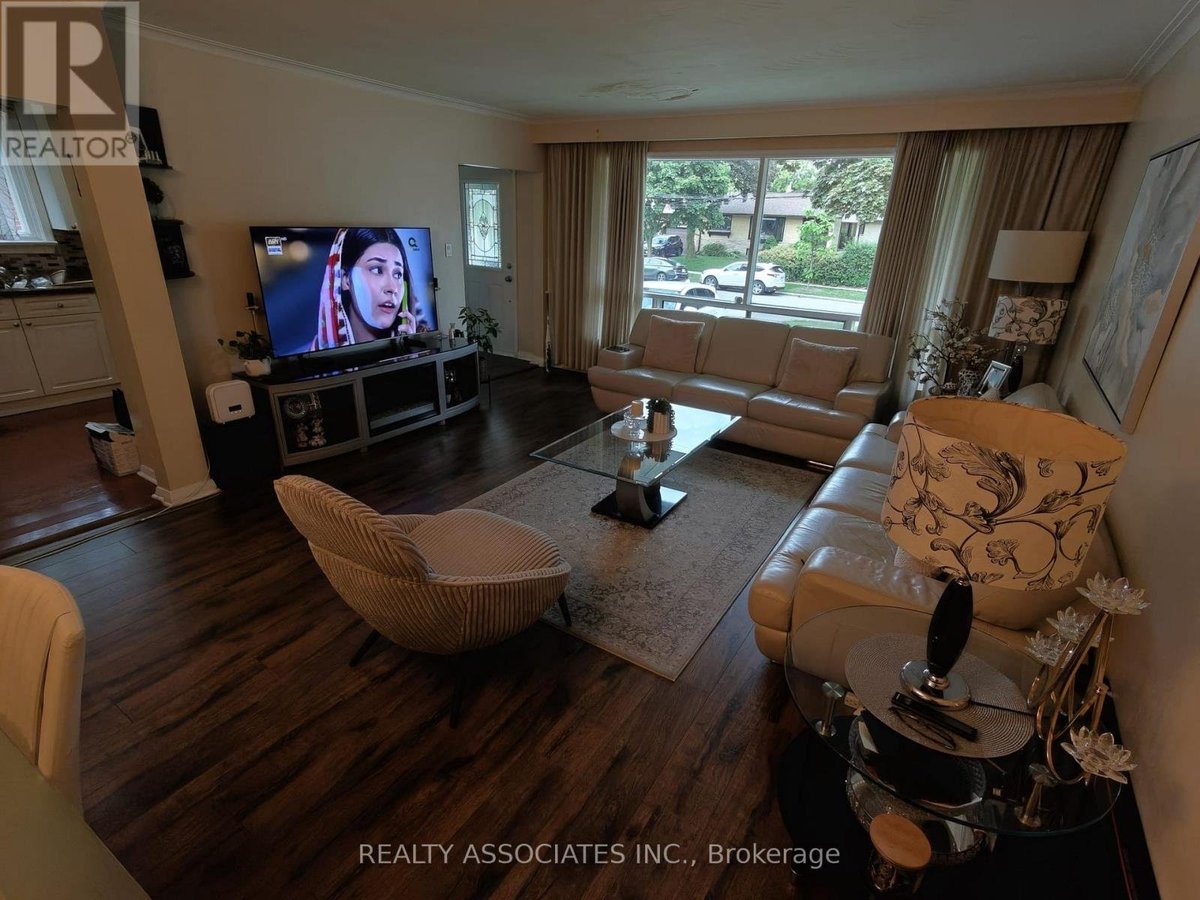 69 CORNERBROOK DRIVE S - Photo 3