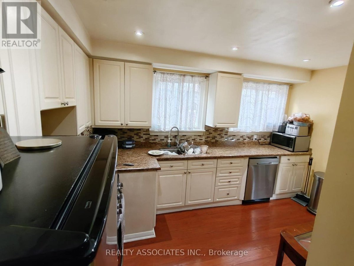 69 CORNERBROOK DRIVE S - Photo 5
