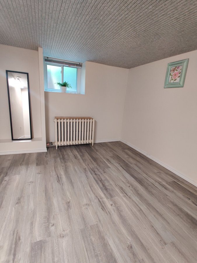 175 Grenadier Road - Photo 2
