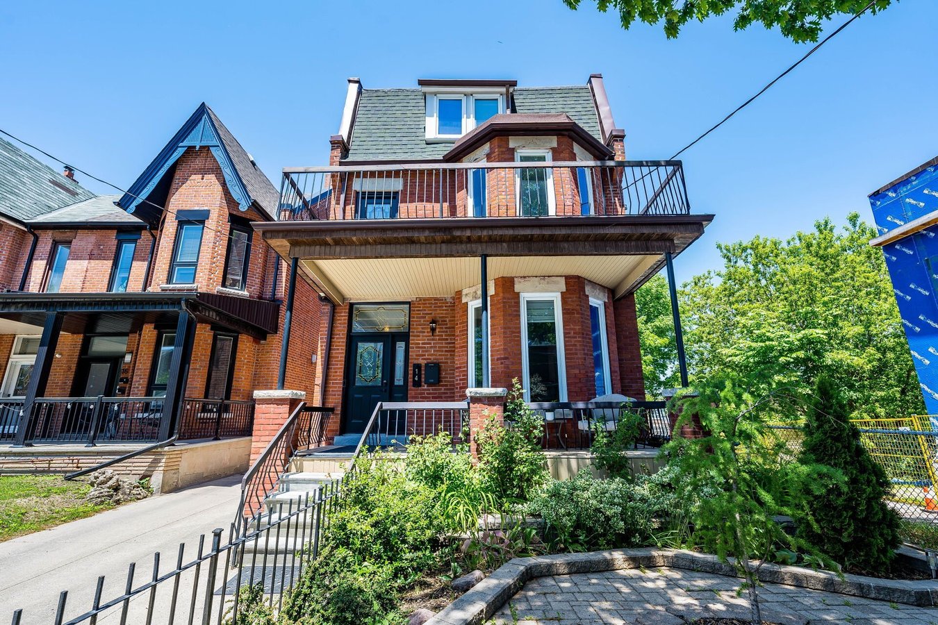 14 Churchill Avenue - Photo 1