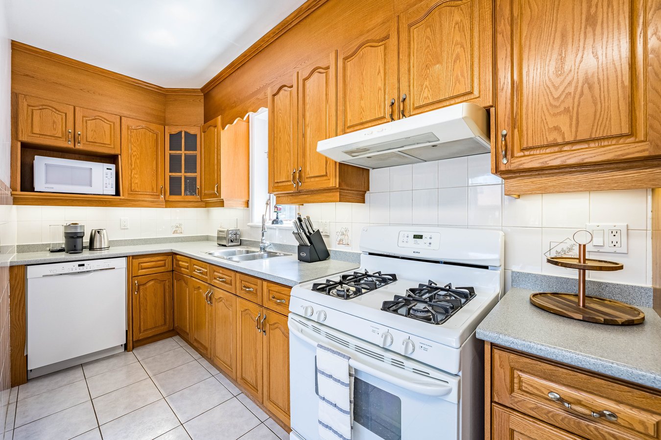 14 Churchill Avenue - Photo 5