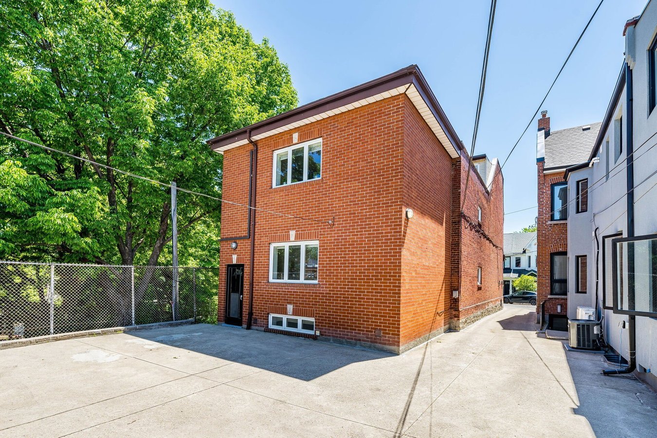 14 Churchill Avenue - Photo 11
