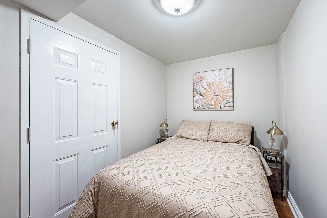 14 Churchill Avenue - Photo 8
