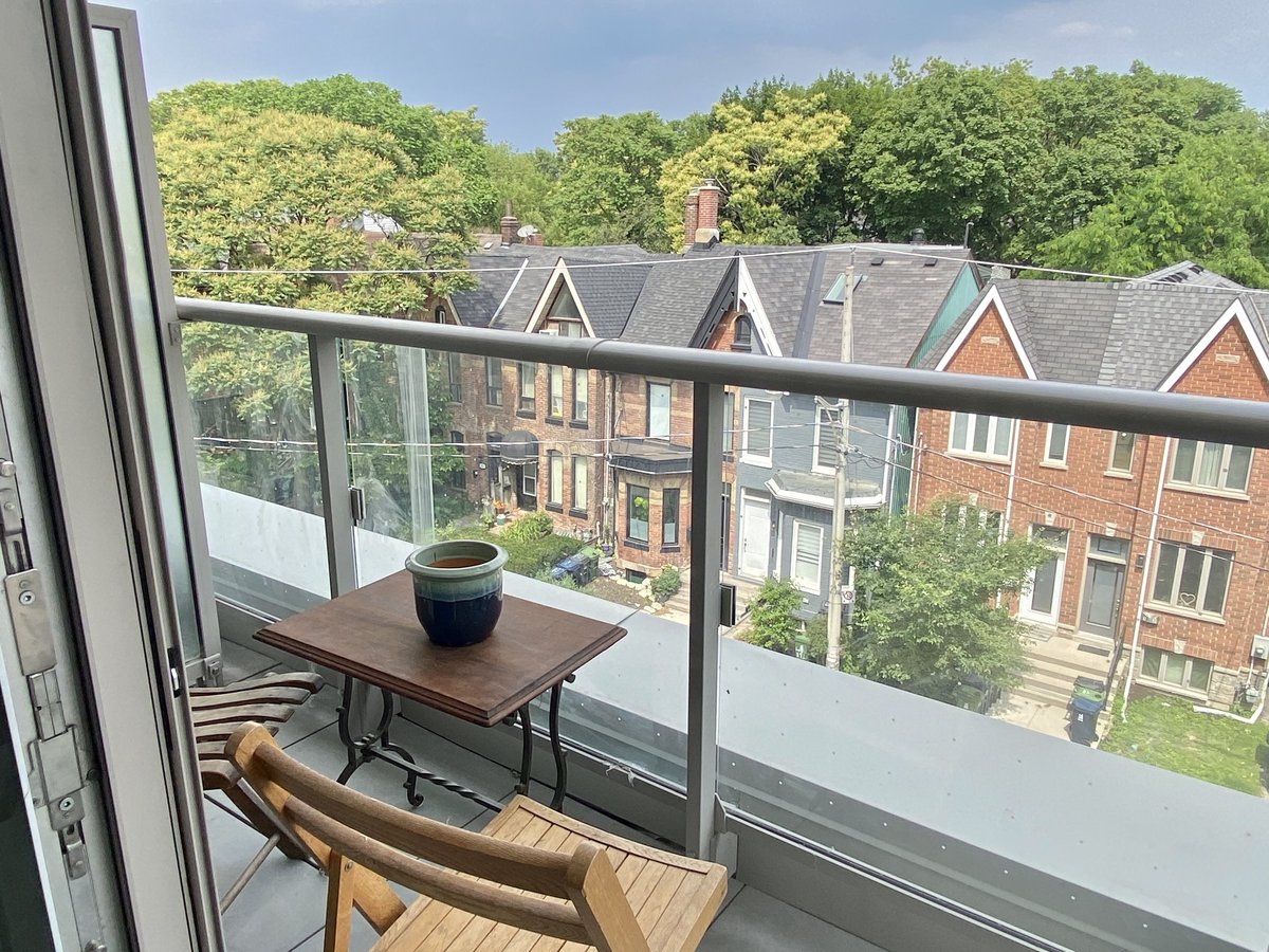 150 Logan Avenue - Photo 3