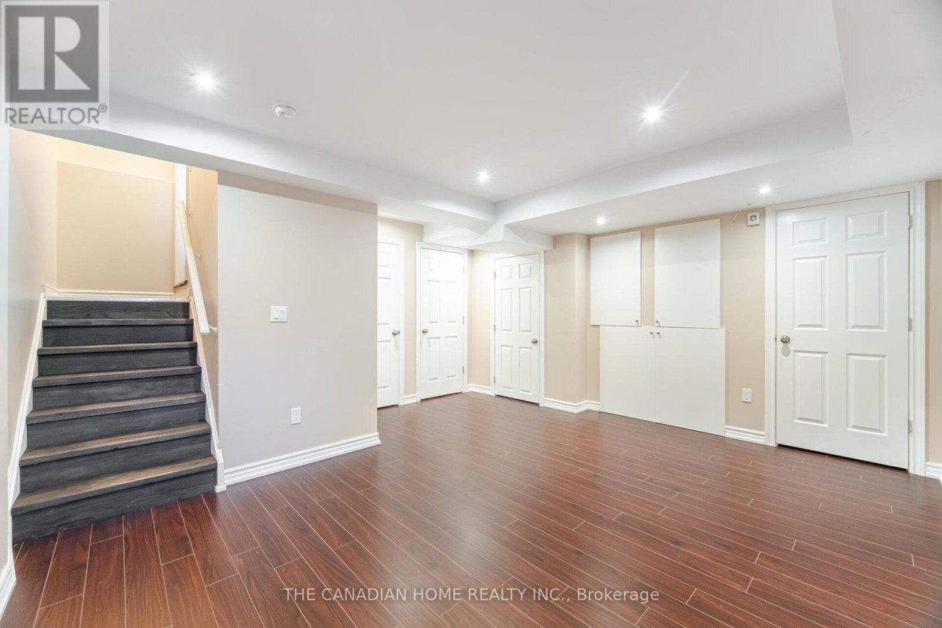 40 - 636 EVANS AVENUE - Photo 28