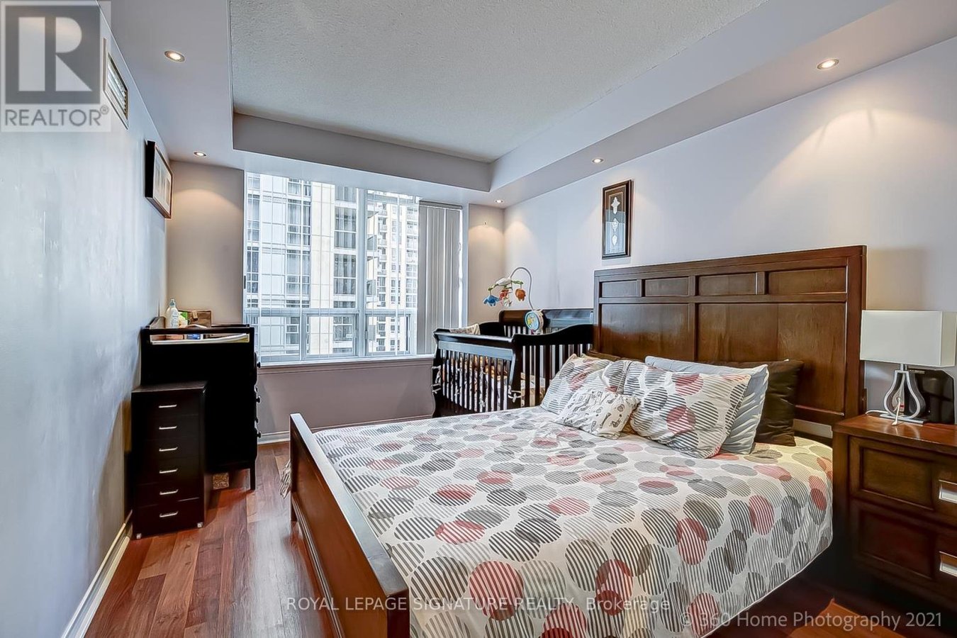 804 - 7 MICHAEL POWER PLACE - Photo 8