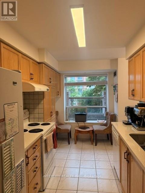209 - 800 SHEPPARD AVENUE W - Photo 5