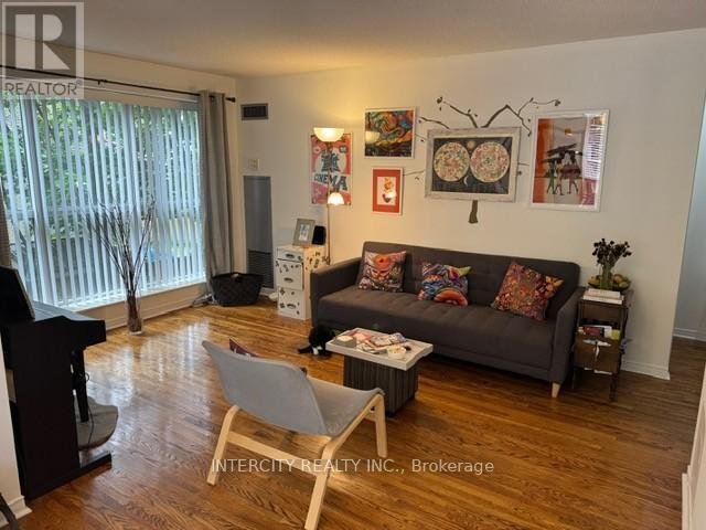 209 - 800 SHEPPARD AVENUE W - Photo 8