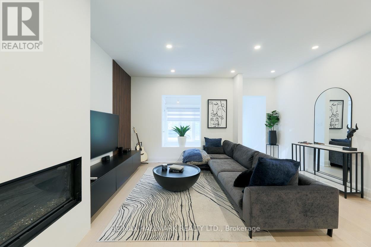 35 DINGWALL AVENUE - Photo 5