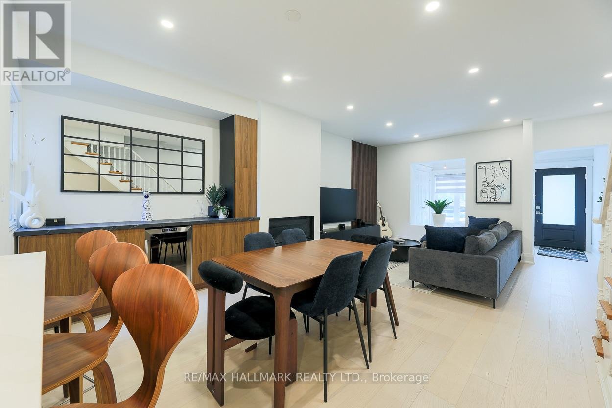 35 DINGWALL AVENUE - Photo 9