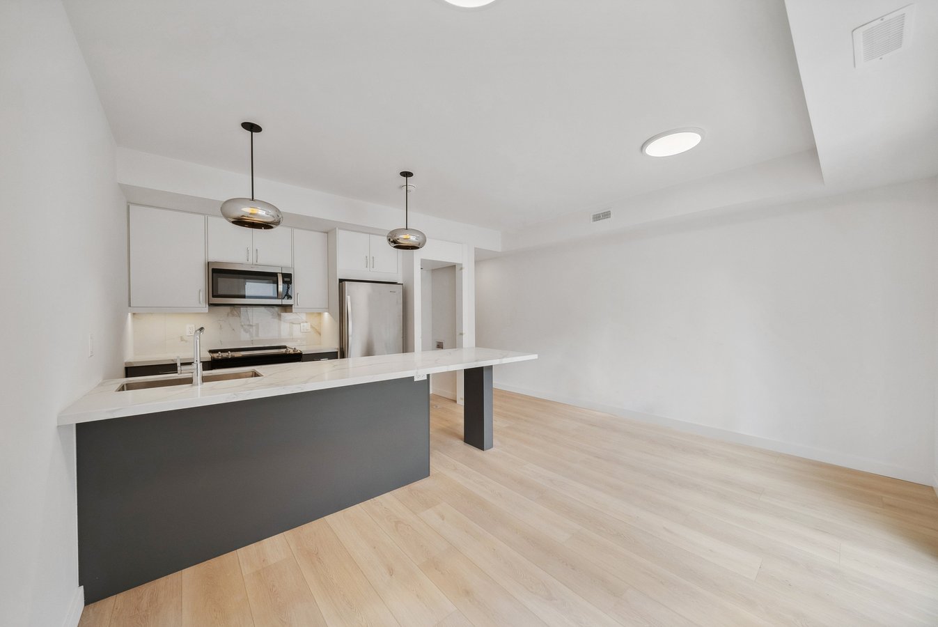 367 Howland Avenue - Photo 28