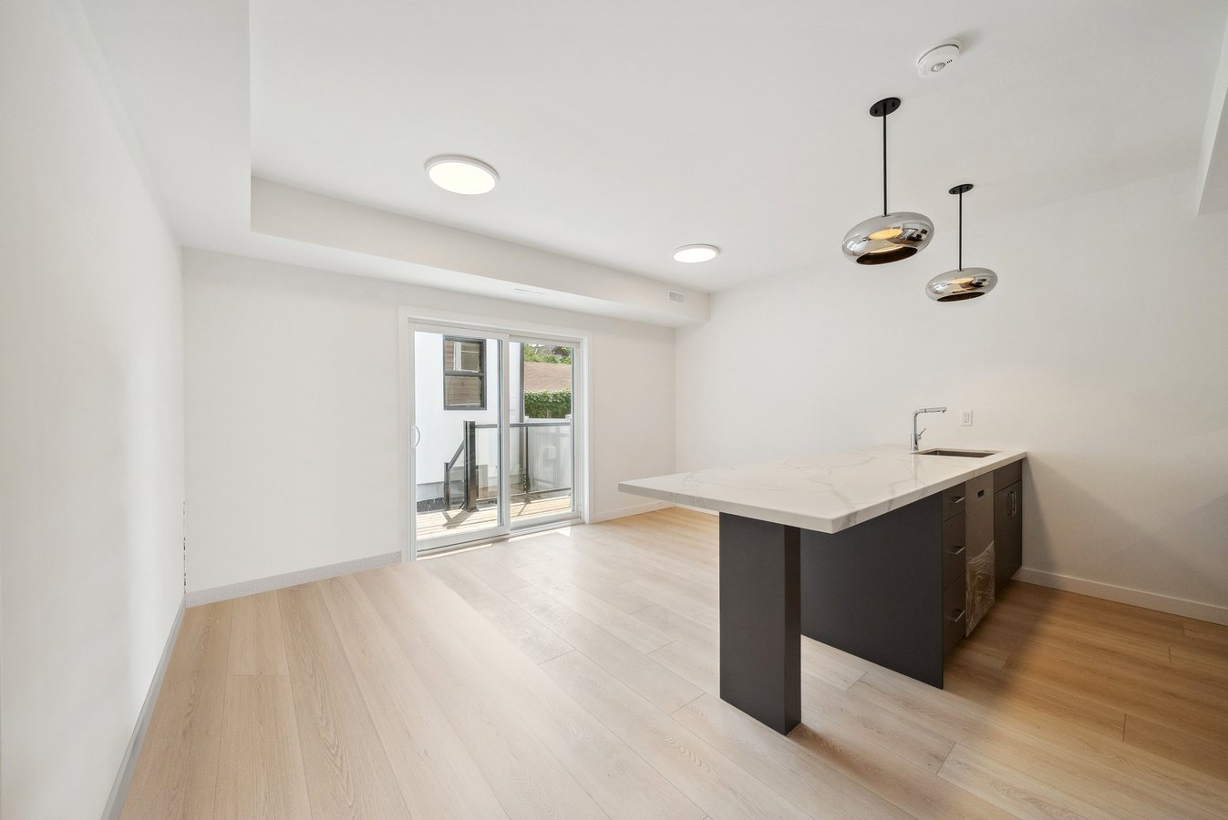367 Howland Avenue - Photo 29