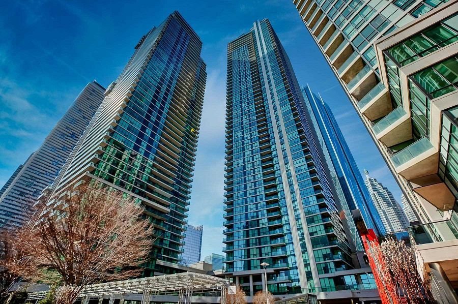 16 Yonge Street - Photo 1