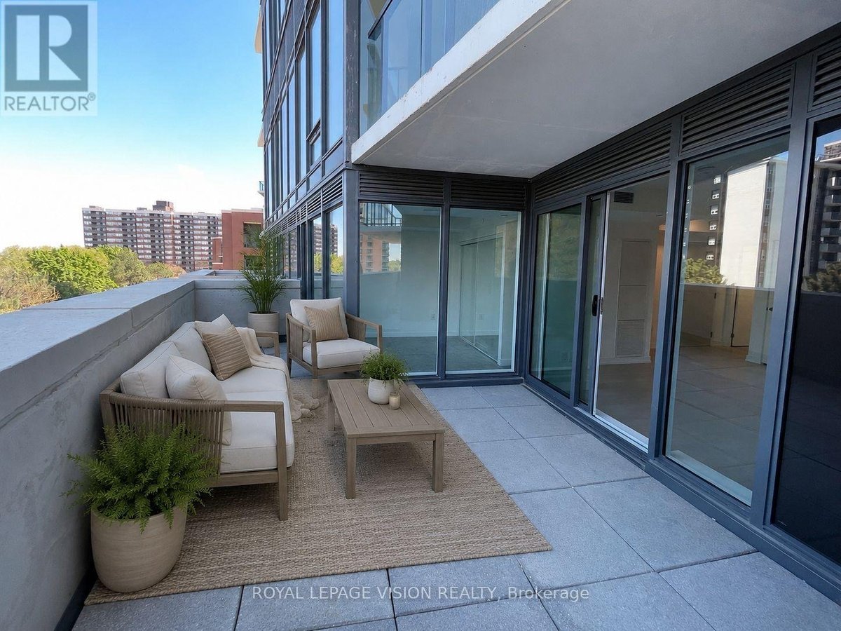 503 - 4010 EGLINTON AVENUE W - Photo 2