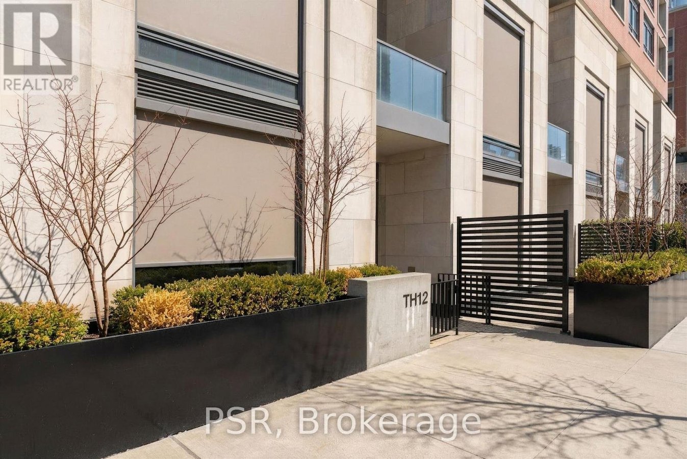 TH12 - 33 FREDERICK TODD WAY - Photo 2