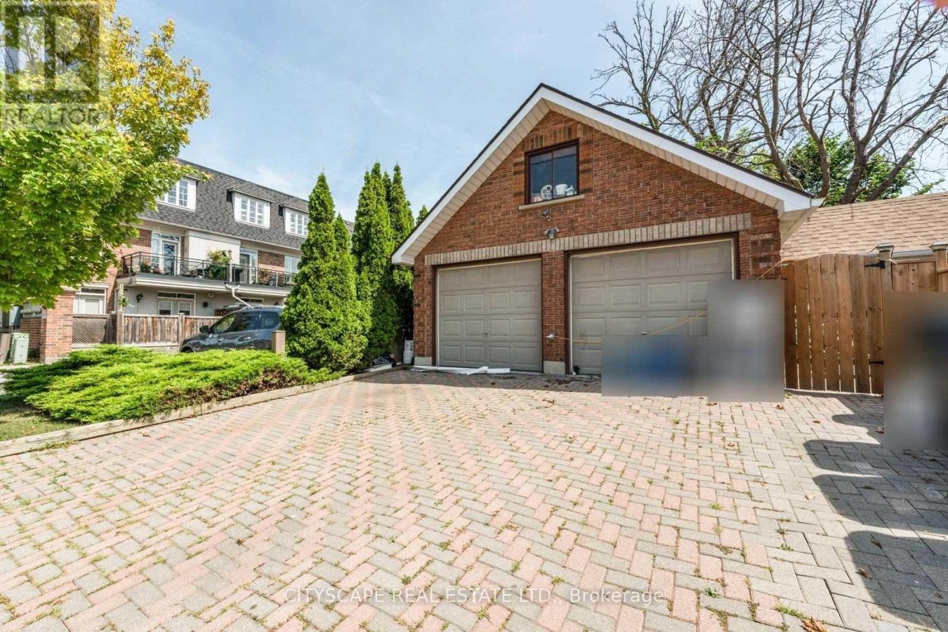 UPPER - 2724 LAKESHORE BOULEVARD W - Photo 6
