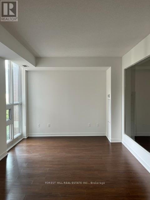 301 - 320 TWEEDSMUIR AVENUE - Photo 14