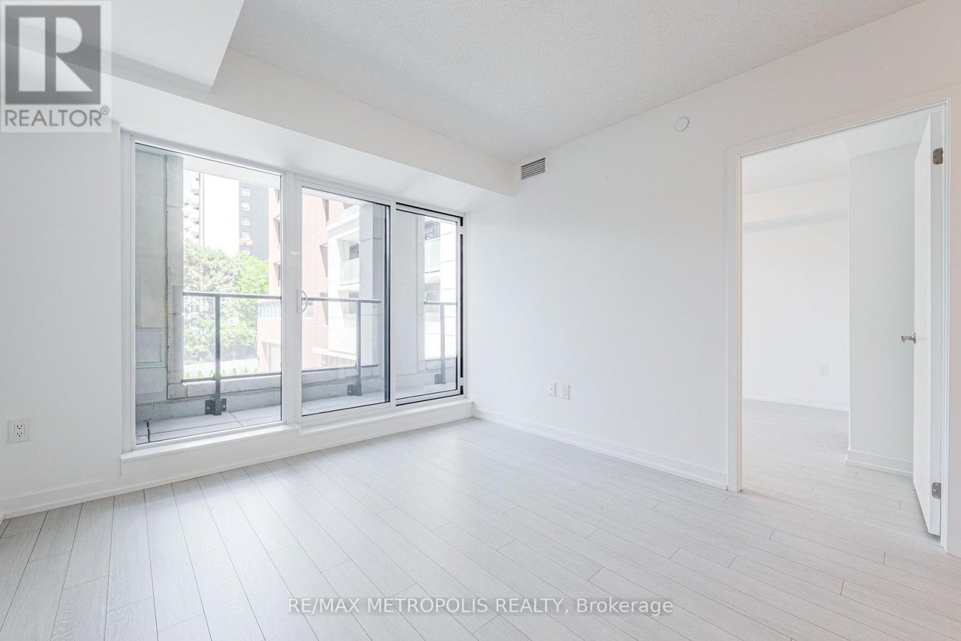 209 - 4010 EGLINTON AVENUE - Photo 12