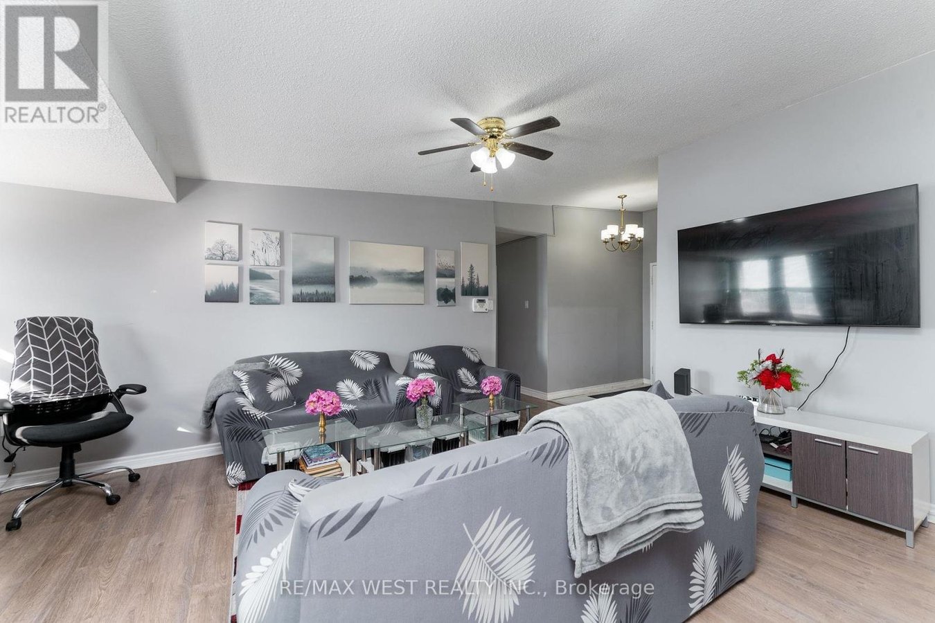612 - 4062 LAWRENCE AVENUE E - Photo 4