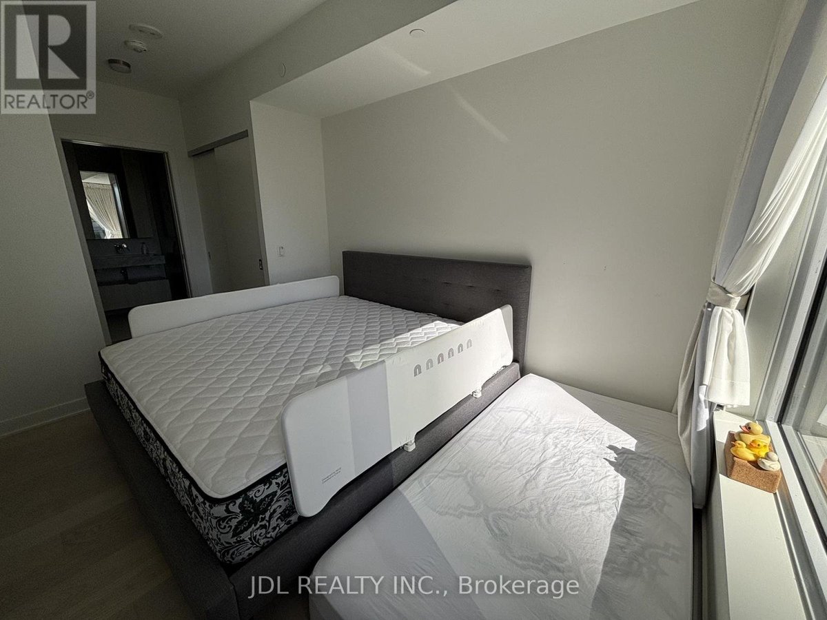 1110 - 11 YORKVILLE AVENUE - Photo 10