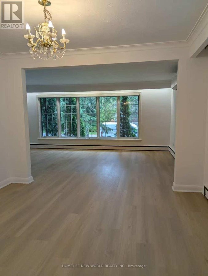 10 MILLGATE CRESCENT - Photo 2