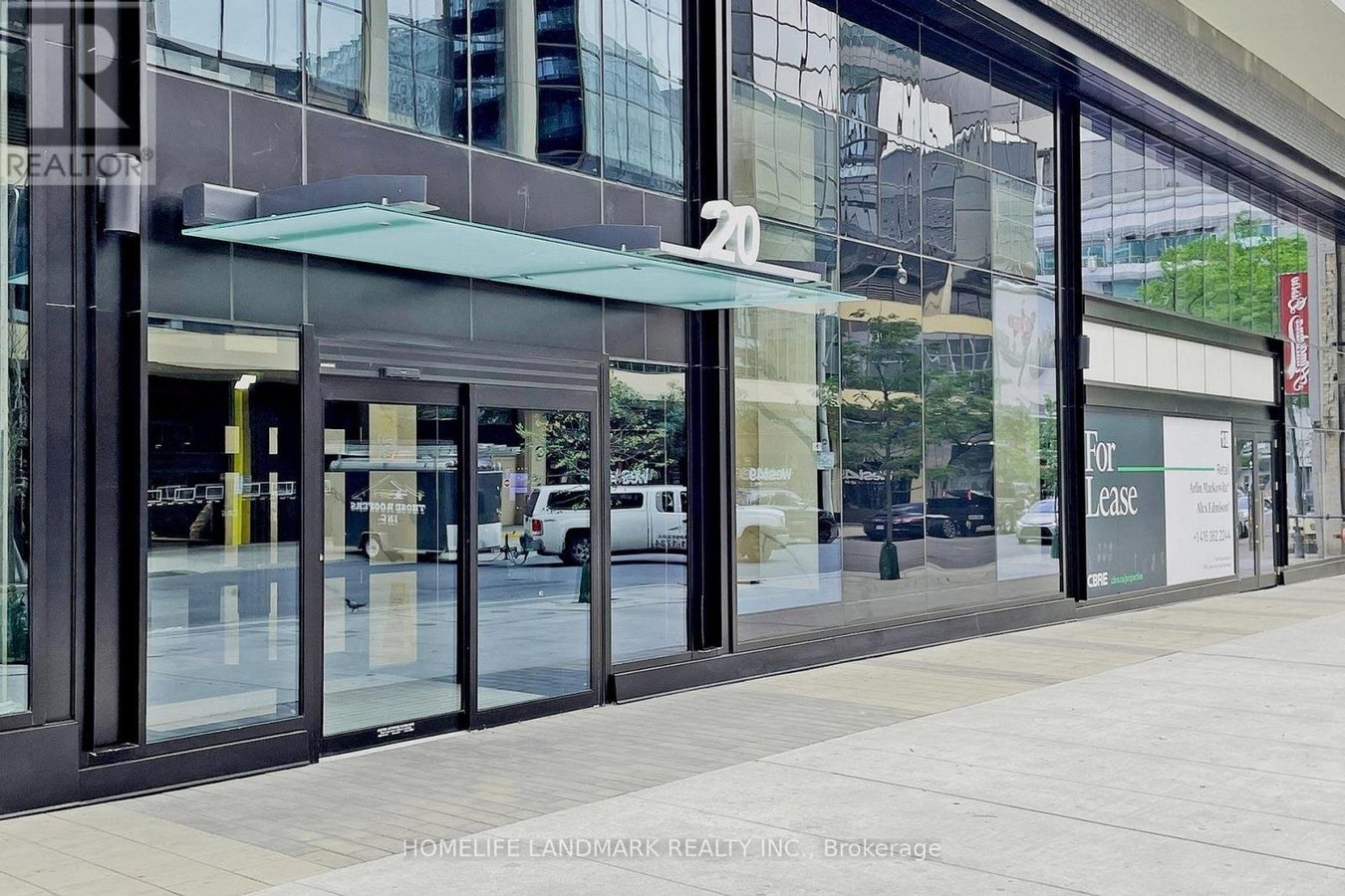 616 - 20 EDWARD STREET - Photo 2
