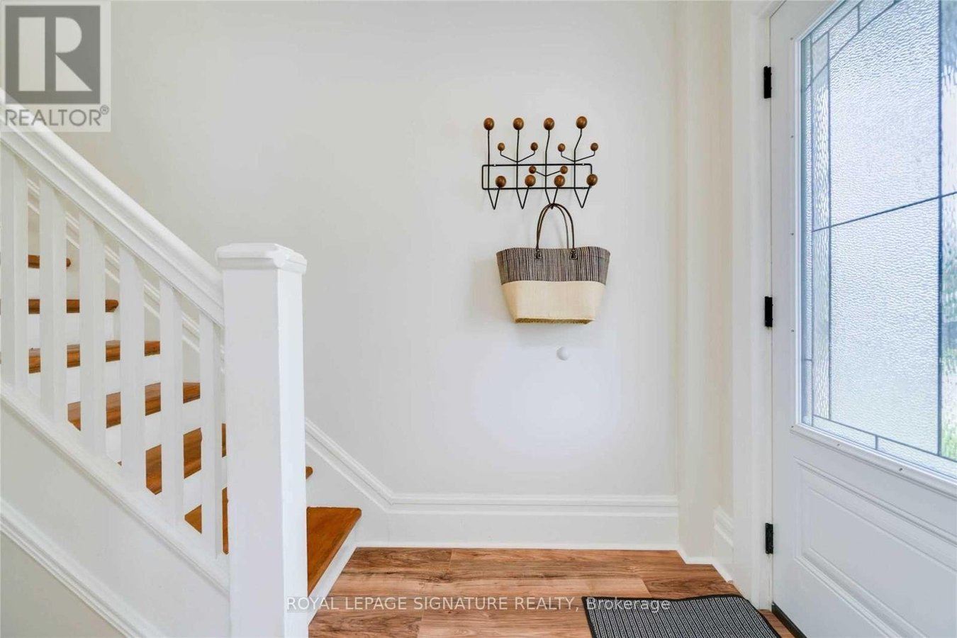 27 COLERIDGE AVENUE - Photo 6