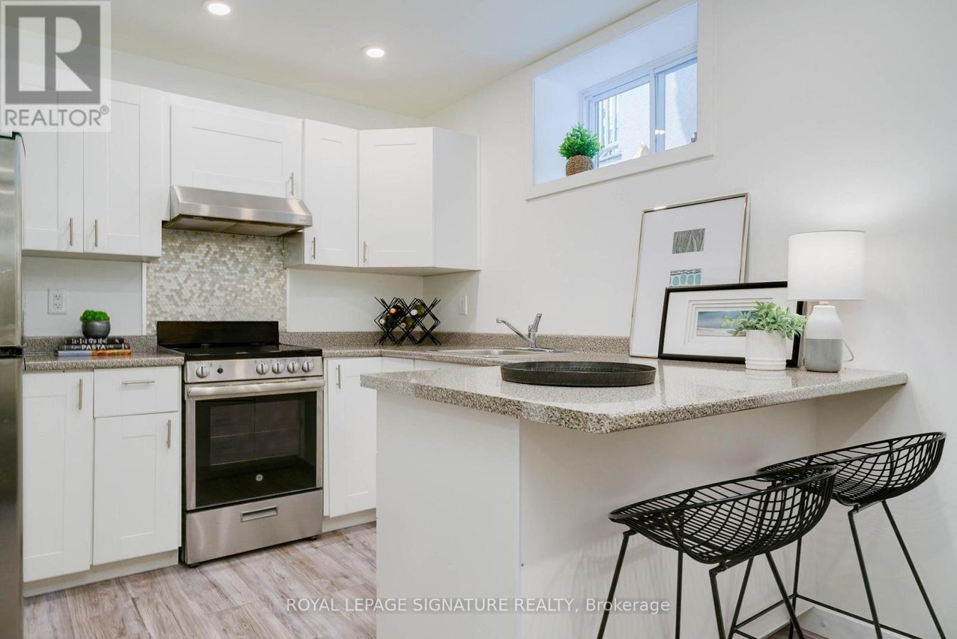 27 COLERIDGE AVENUE - Photo 23