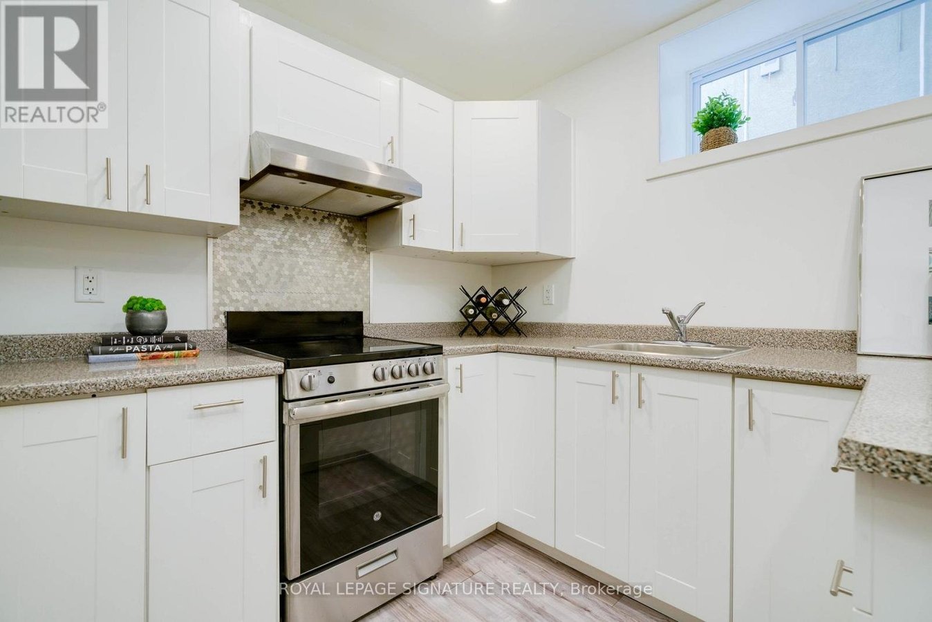 27 COLERIDGE AVENUE - Photo 24
