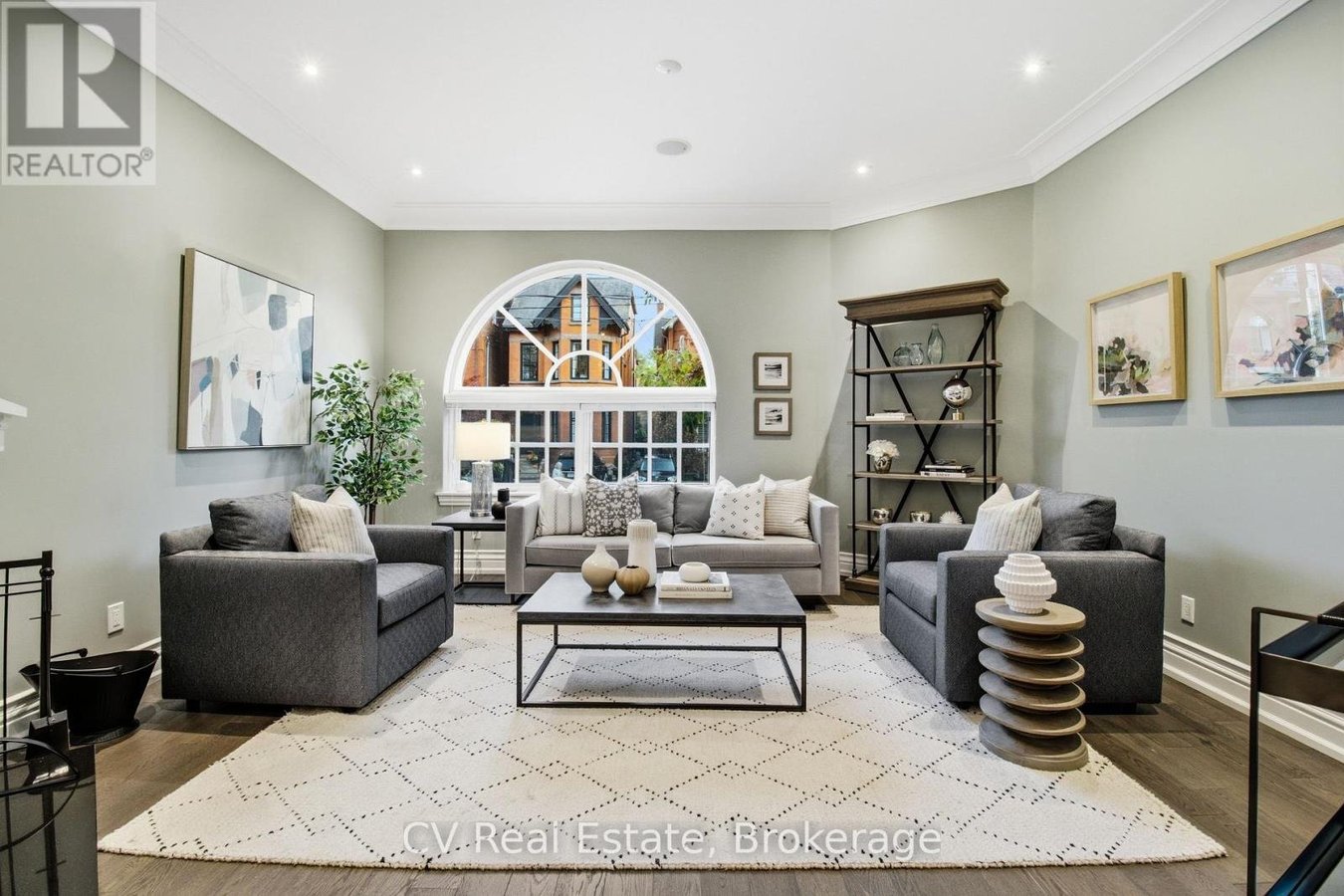46 BERNARD AVENUE - Photo 4