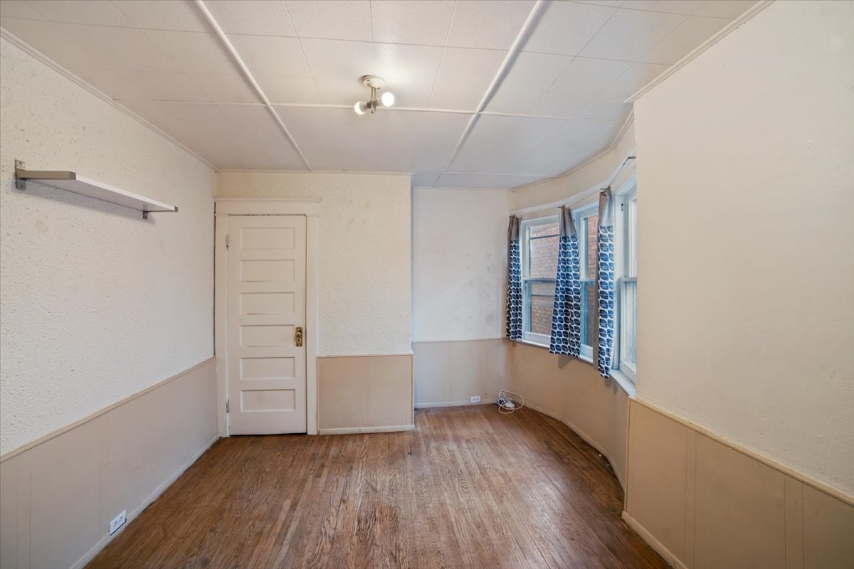 697 Dupont Street - Photo 4