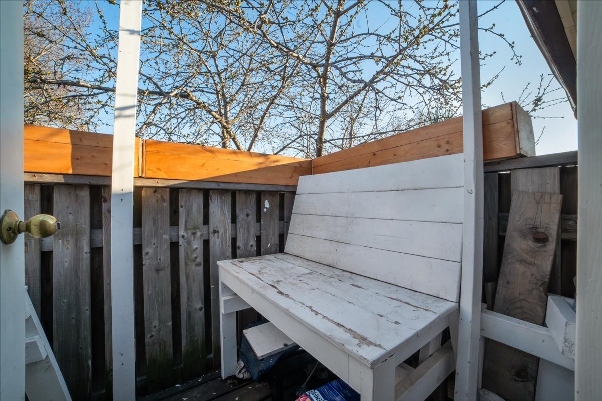 697 Dupont Street - Photo 8