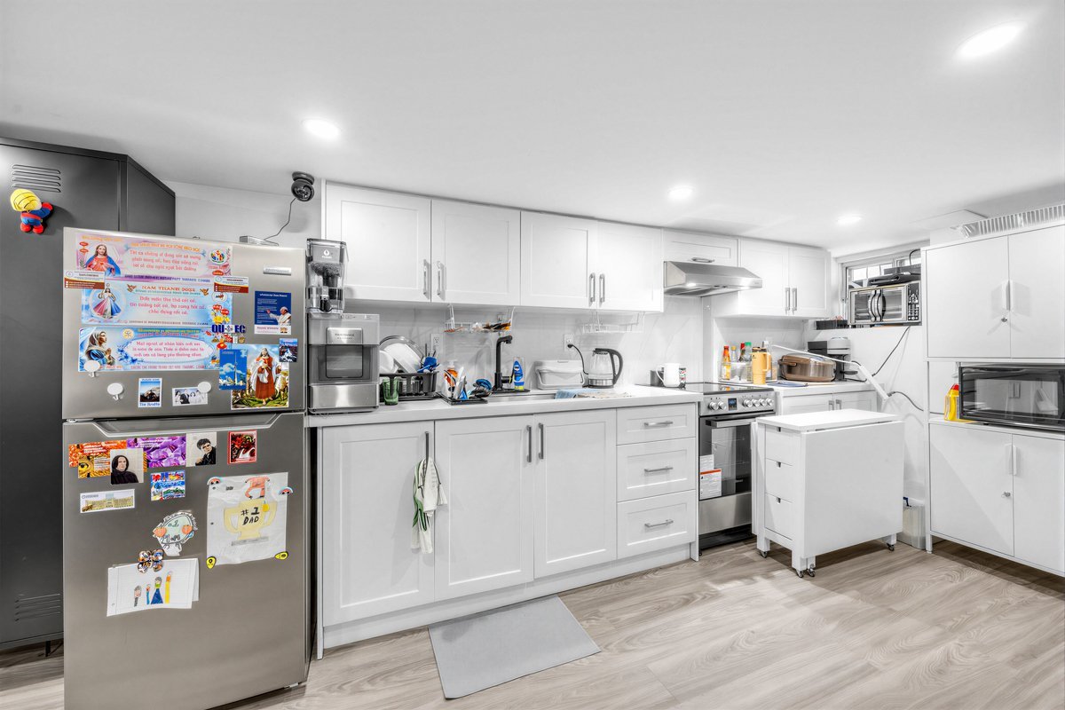 1262 Lansdowne Avenue - Photo 3