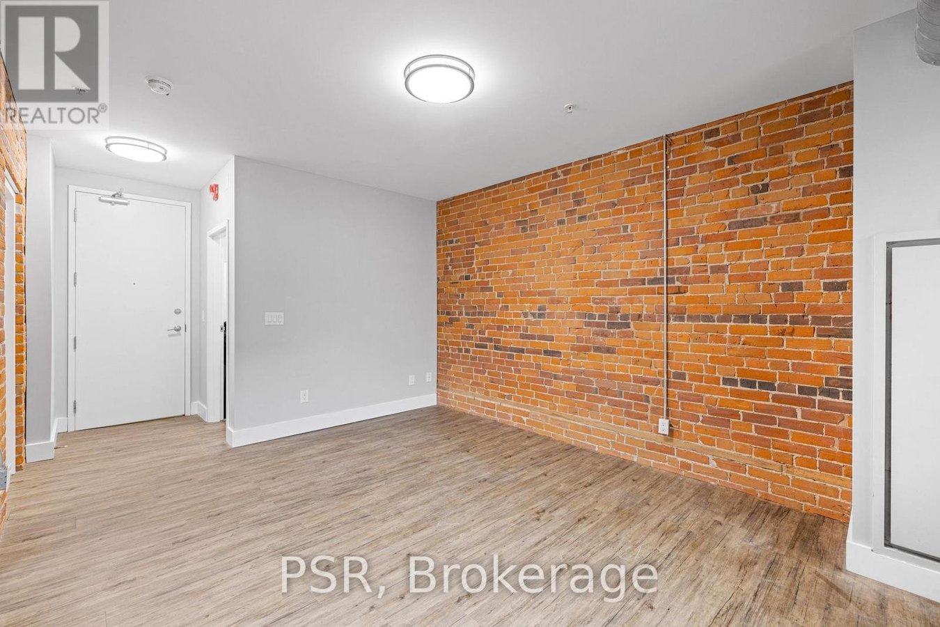 212 - 2870 DUNDAS STREET W - Photo 3
