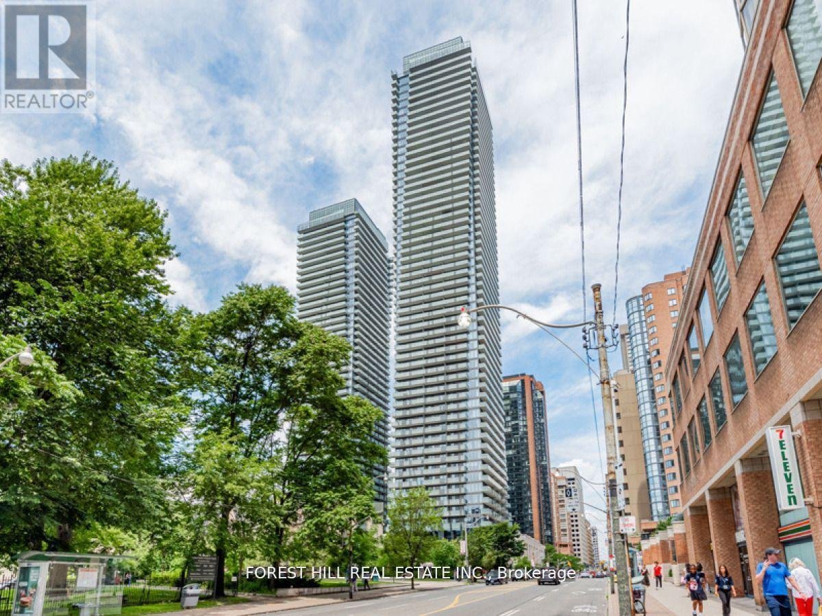 505 - 1080 BAY STREET - Photo 1