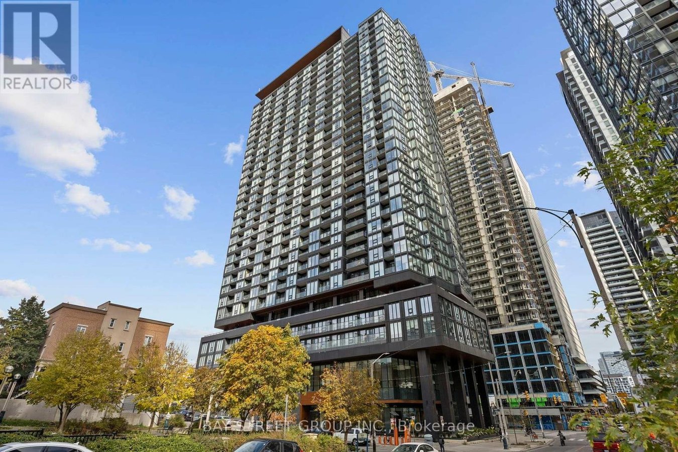 3301 - 19 WESTERN BATTERY ROAD - Photo 2