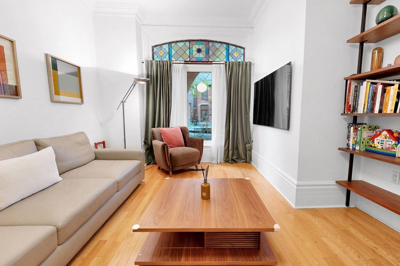 328 Ontario Street - Photo 9