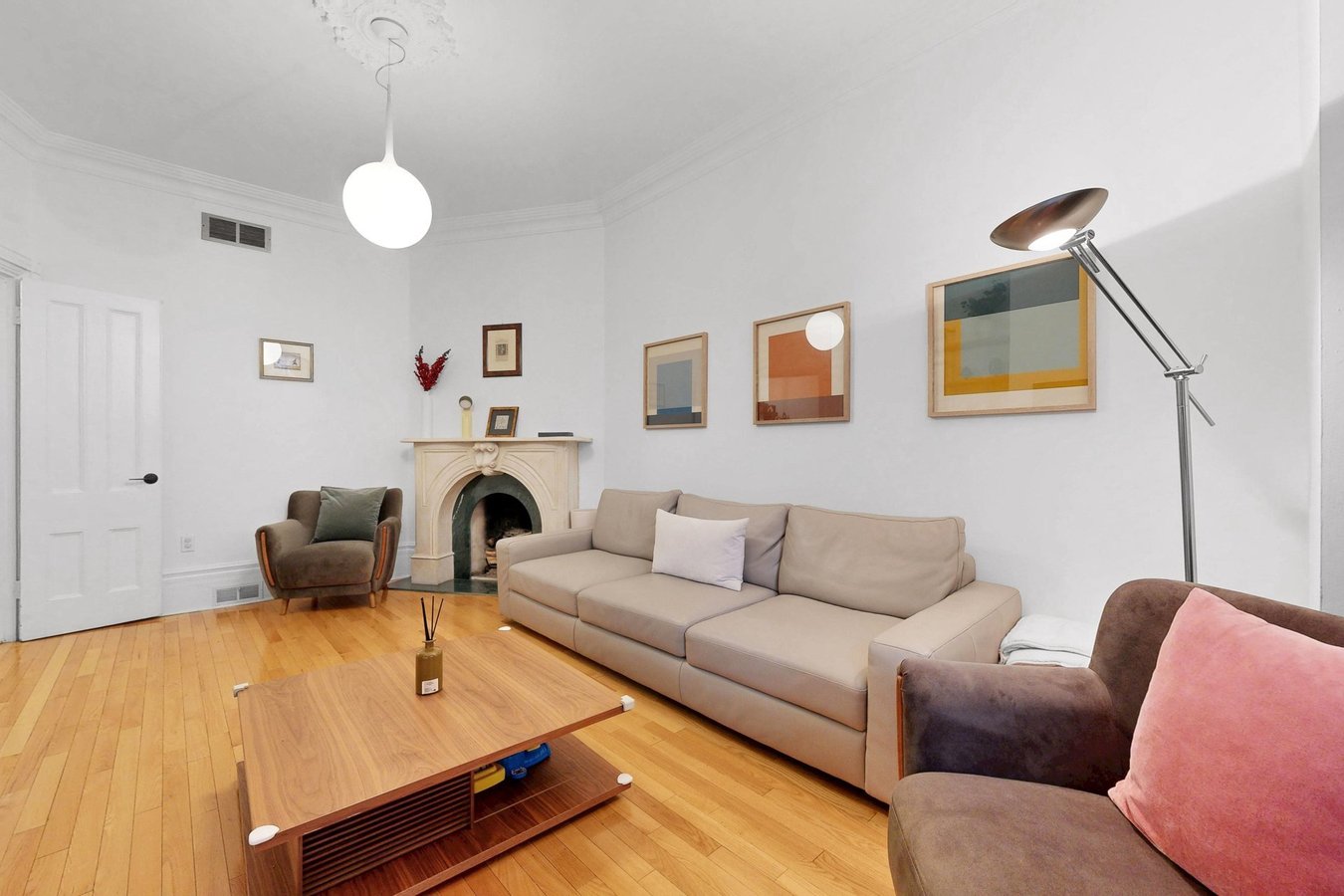 328 Ontario Street - Photo 8