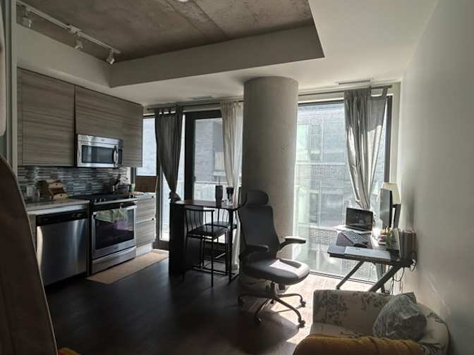 Bathurst Street - Photo 3